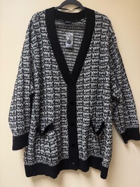 NWT◼️Torrid Chunky Boyfriend Cardigan V neck Sweater Multi◼️